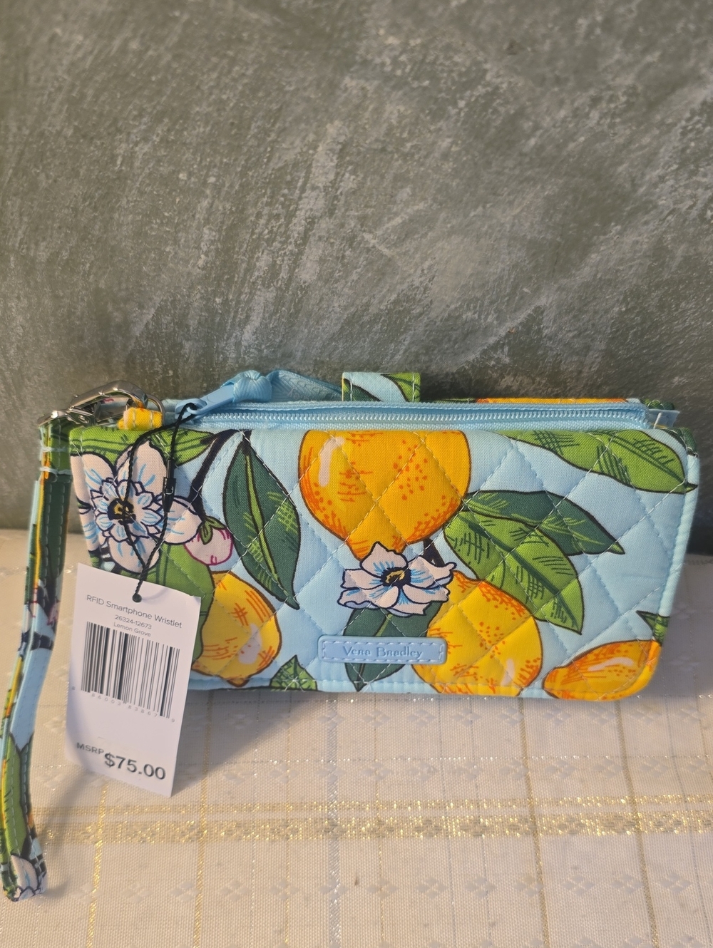 Vera Bradley RFID  Lemon Grove Quilted Wristlet Wallet New